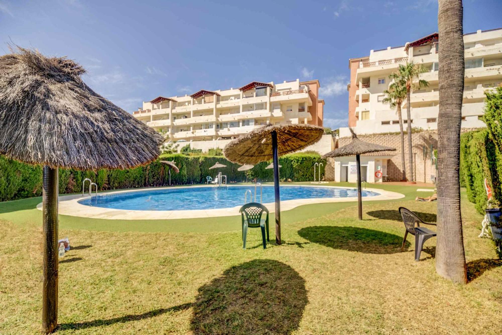 116 - Penthouse With Views And Pool, 5Min Away From Golf Course! Apartment เบนัลมาเดนา ภายนอก รูปภาพ